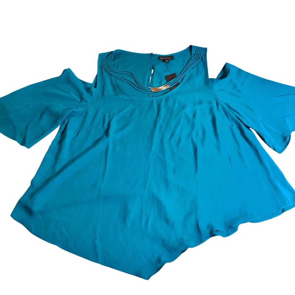 Bold Elements Polynesian Blue Cold Shoulder Blouse 1X – Metal Bar Neckline (NWT)